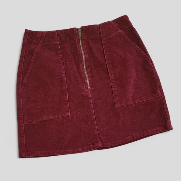 Wild Fable Burgundy Corduroy Mini Skirt Size 10 Front Pockets Retro Boho - Picture 1 of 9